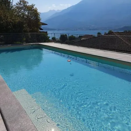 Lago-apartment Midy, Sfeervol, Zwembad, Airco * Domaso
