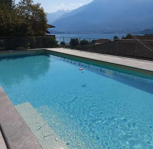 Lago-apartment Midy, Sfeervol, Zwembad, Airco * Domaso