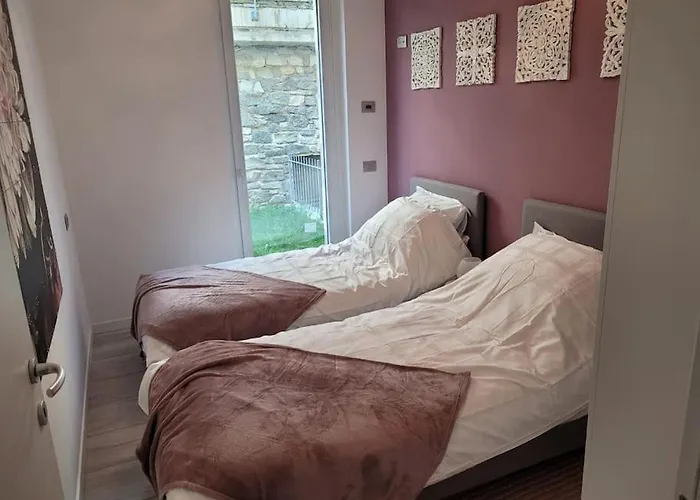 Lago-apartment Midy, Sfeervol, Zwembad, Airco