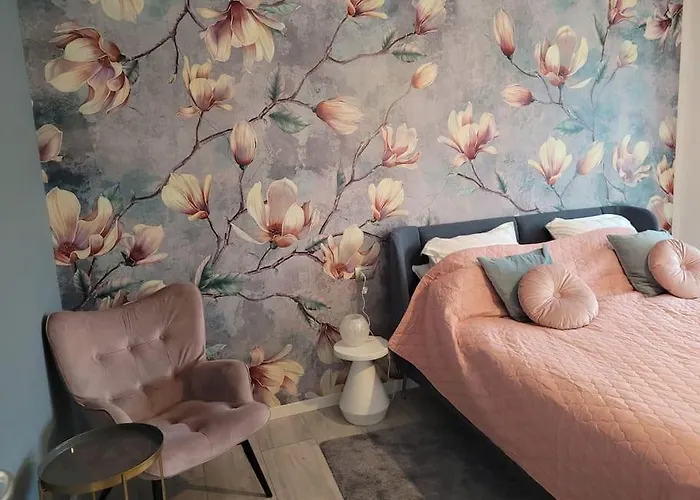 Lago-apartment Midy, Sfeervol, Zwembad, Airco Апартаменты