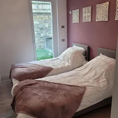 Lago-apartment Midy, Sfeervol, Zwembad, Airco