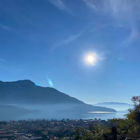 아파트 Lago-apartment Midy, Sfeervol, Zwembad, Airco *